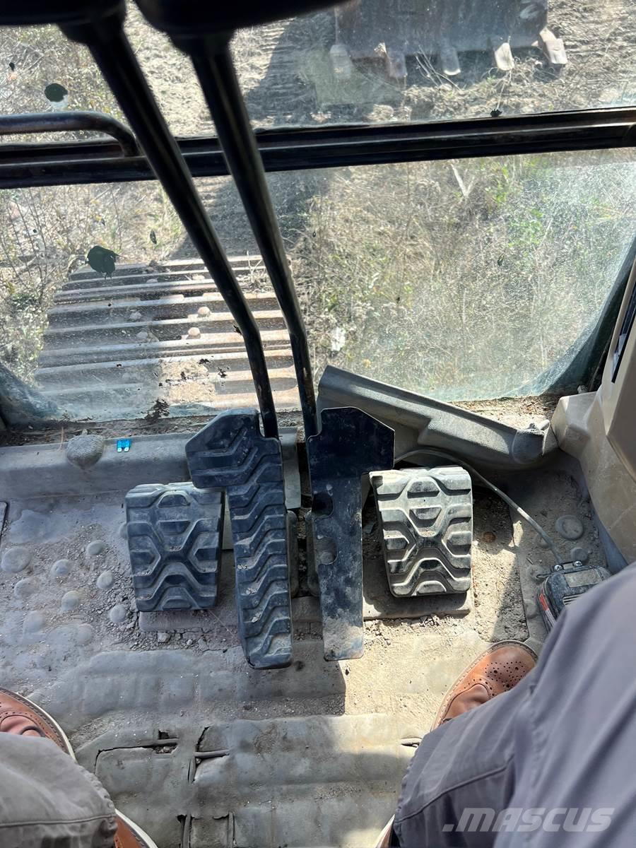 CAT 330CL حفارات زحافة