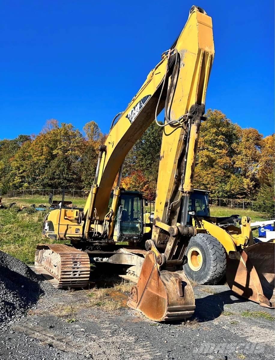 CAT 330CL حفارات زحافة