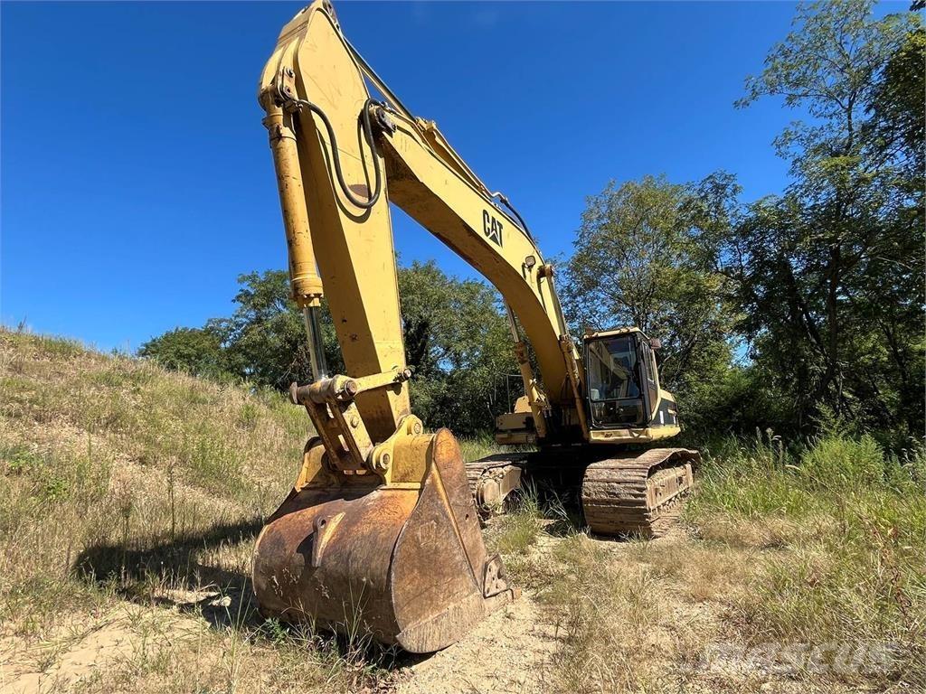 CAT 330L حفارات زحافة
