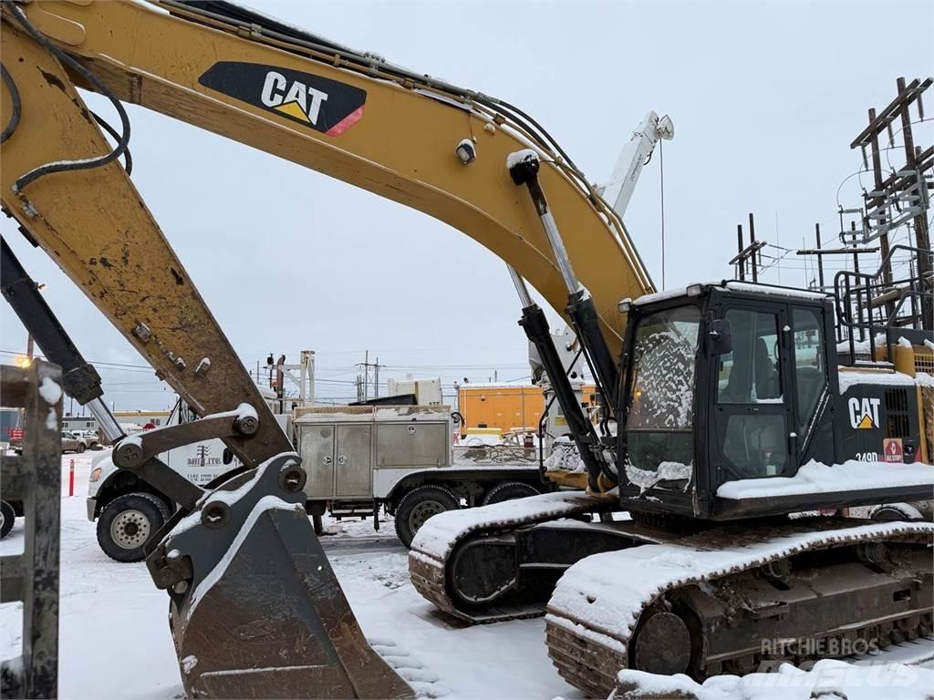 CAT 349D2 حفارات زحافة