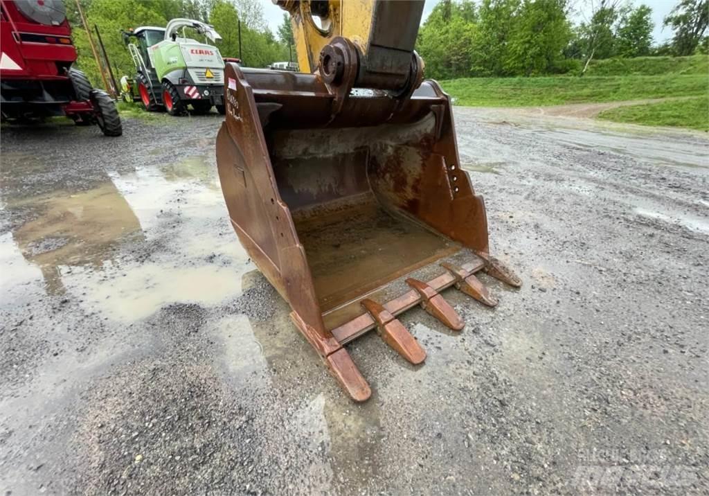 CAT 349E حفارات زحافة
