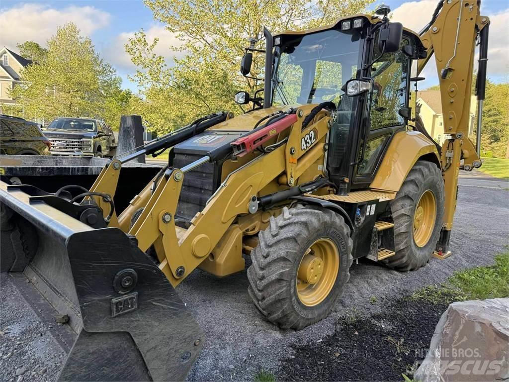 CAT 432 لوادر ذات جرافات عكسية