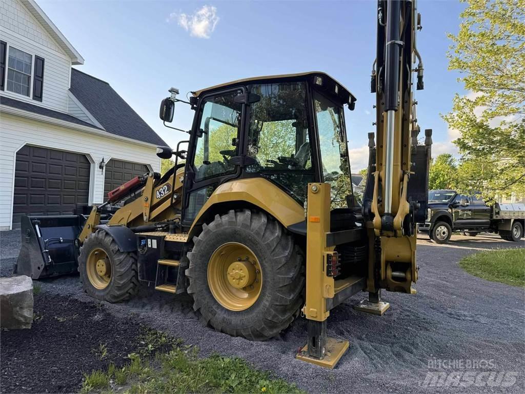 CAT 432 لوادر ذات جرافات عكسية