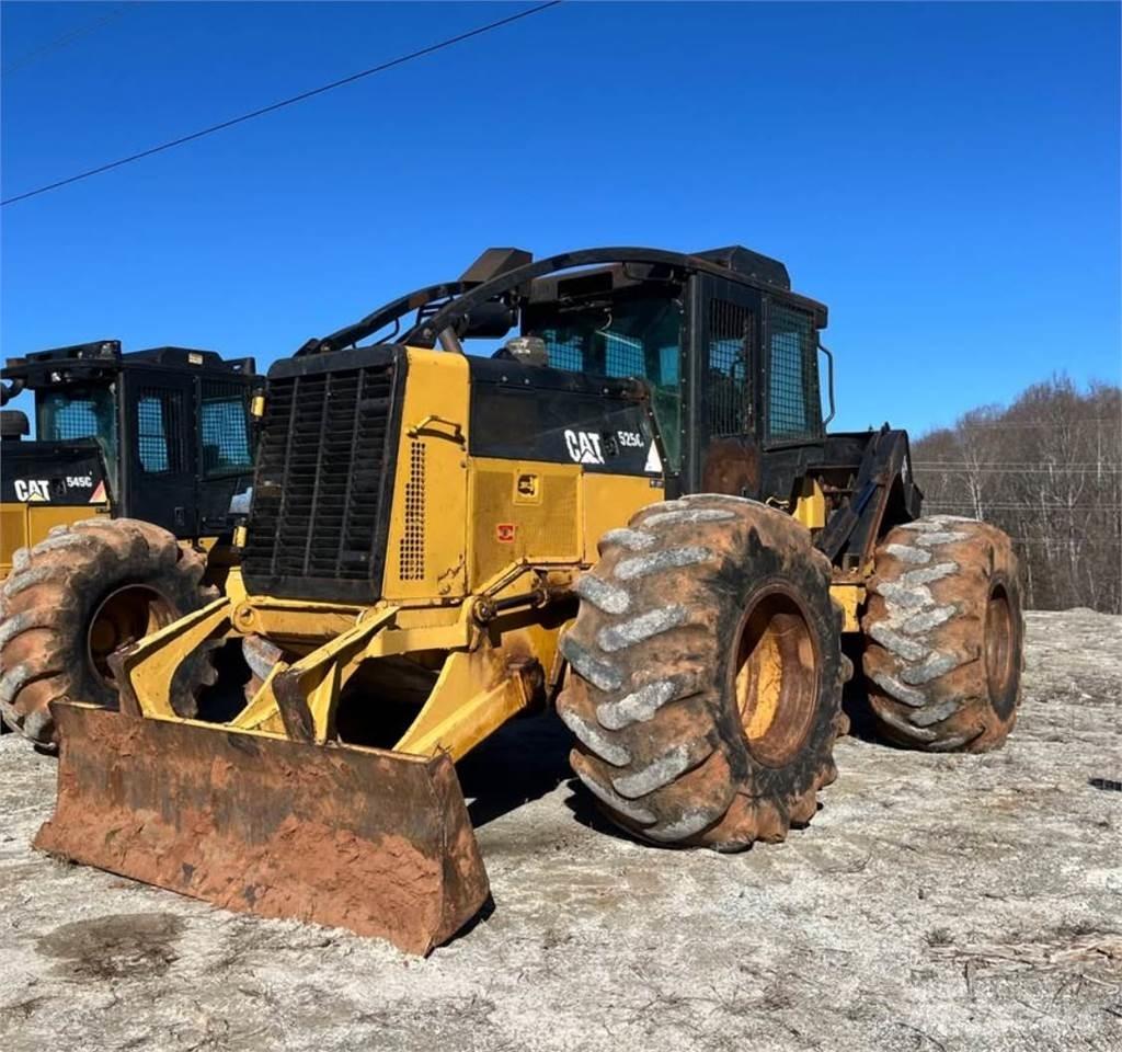 CAT 525C ساحبات الأشجار