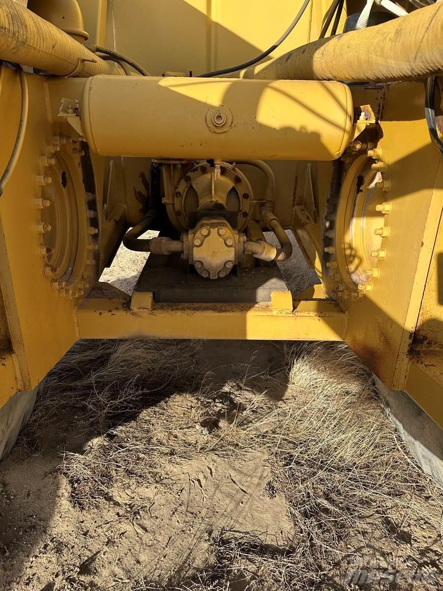 CAT 621B صهاريج مياه