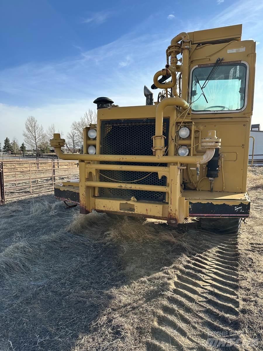 CAT 621B صهاريج مياه