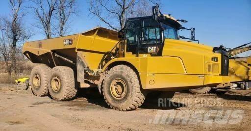 CAT 740GC ساحبات مفصلية