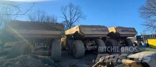 CAT 740GC ساحبات مفصلية