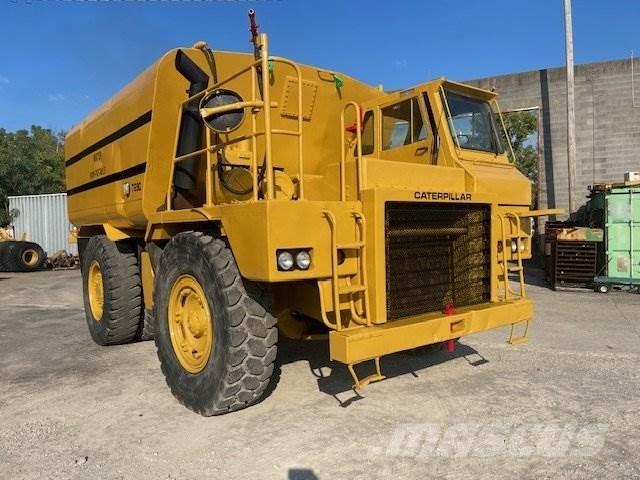 CAT 769C شاحنات ذات صهاريج