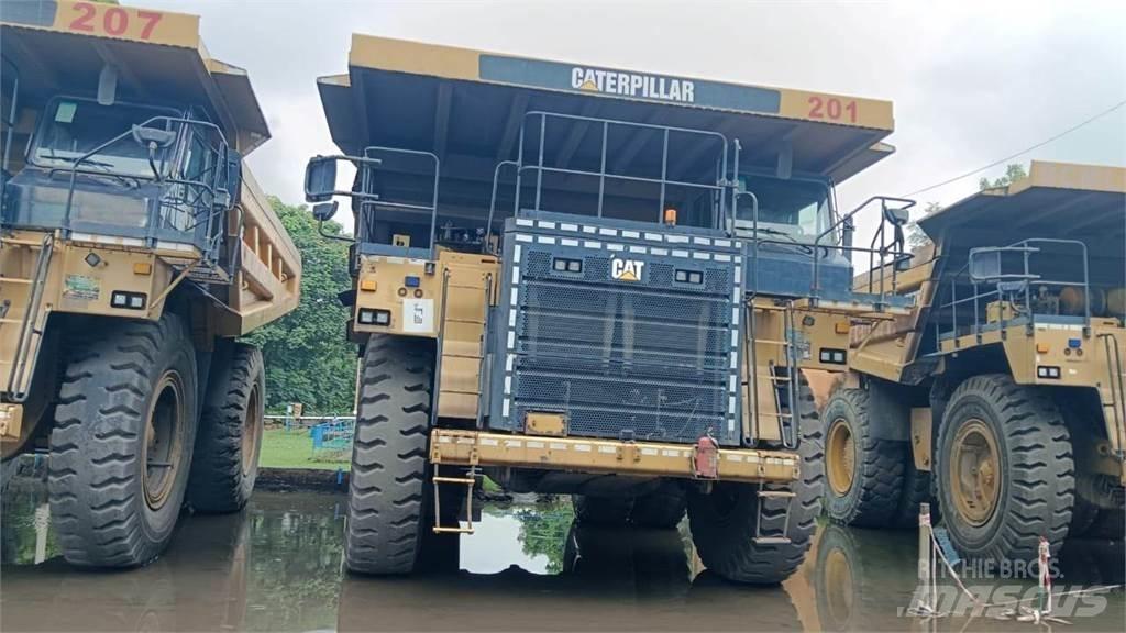 CAT 777E ساحبات مفصلية