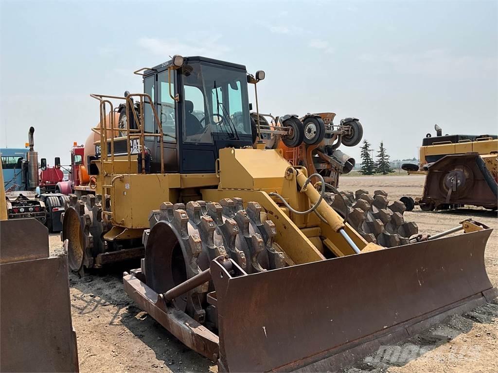CAT 815F ضاغطات التربة
