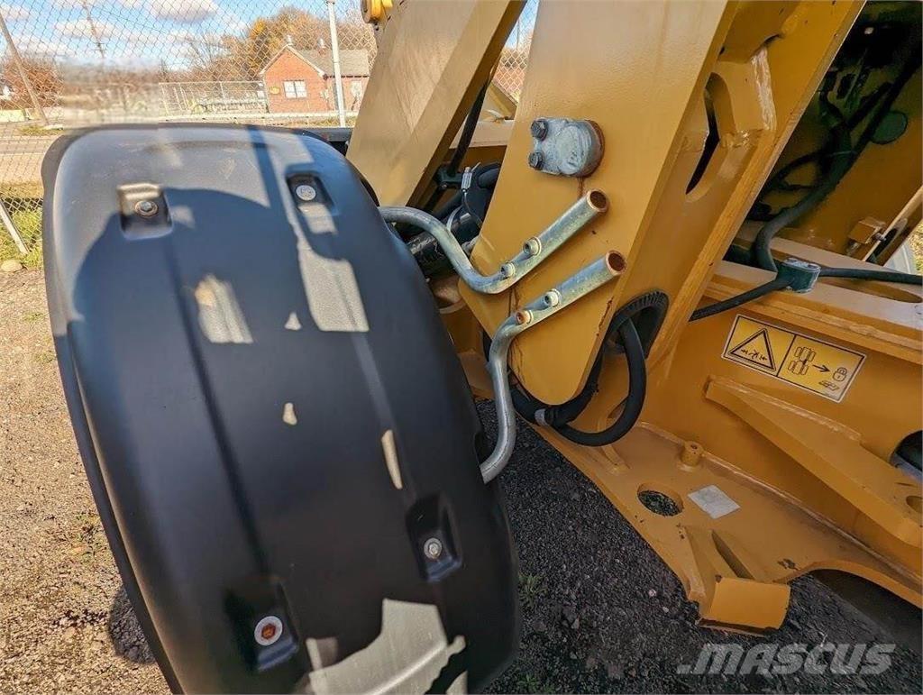 CAT 908M لوادر بعجل