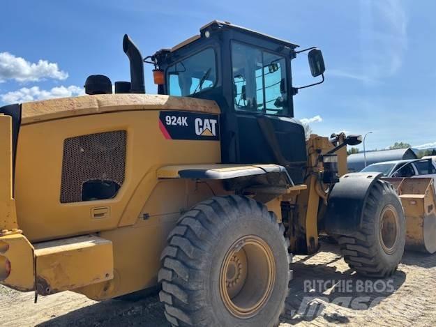CAT 924K لوادر بعجل