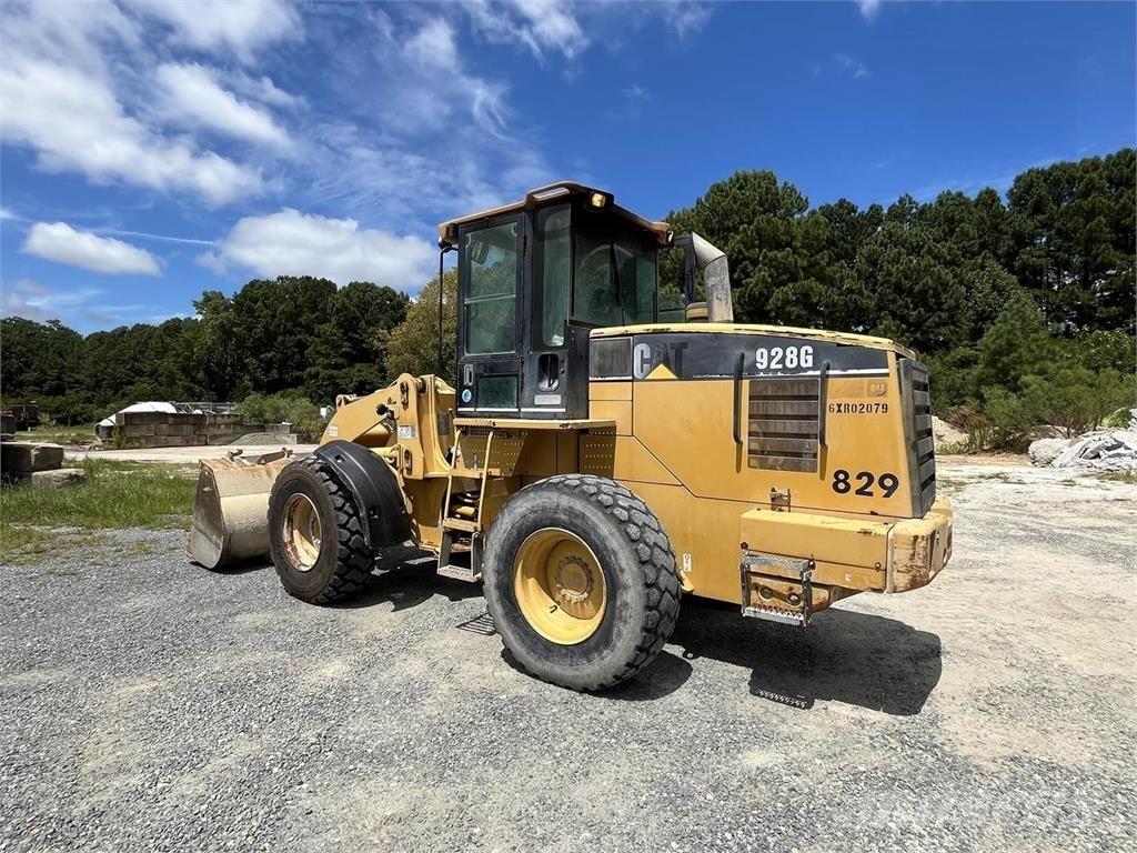 CAT 928G لوادر بعجل