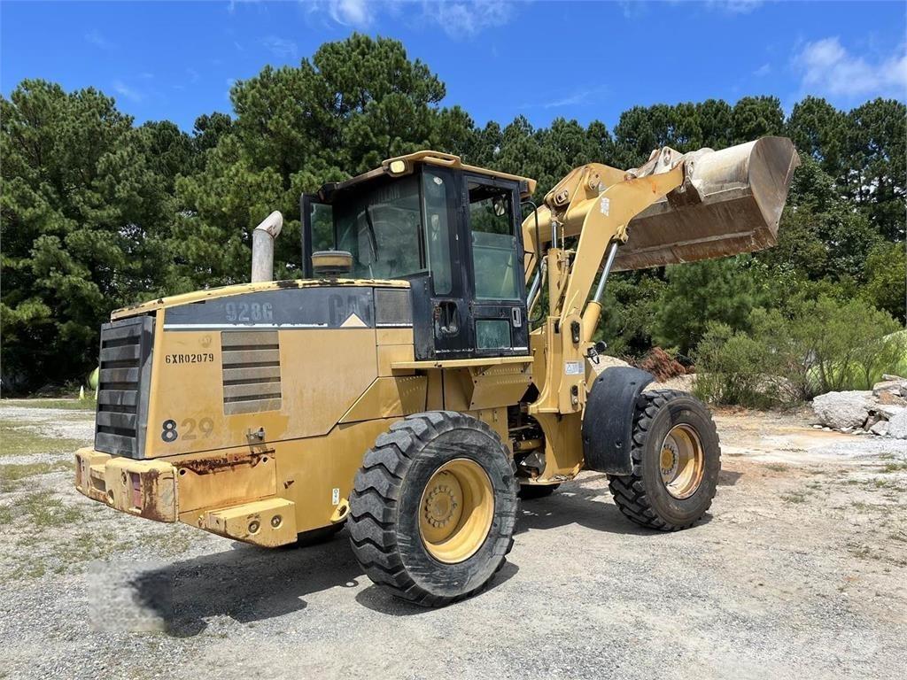 CAT 928G لوادر بعجل