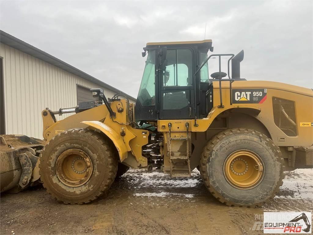 CAT 950GC لوادر بعجل
