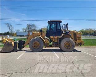CAT 950H لوادر بعجل