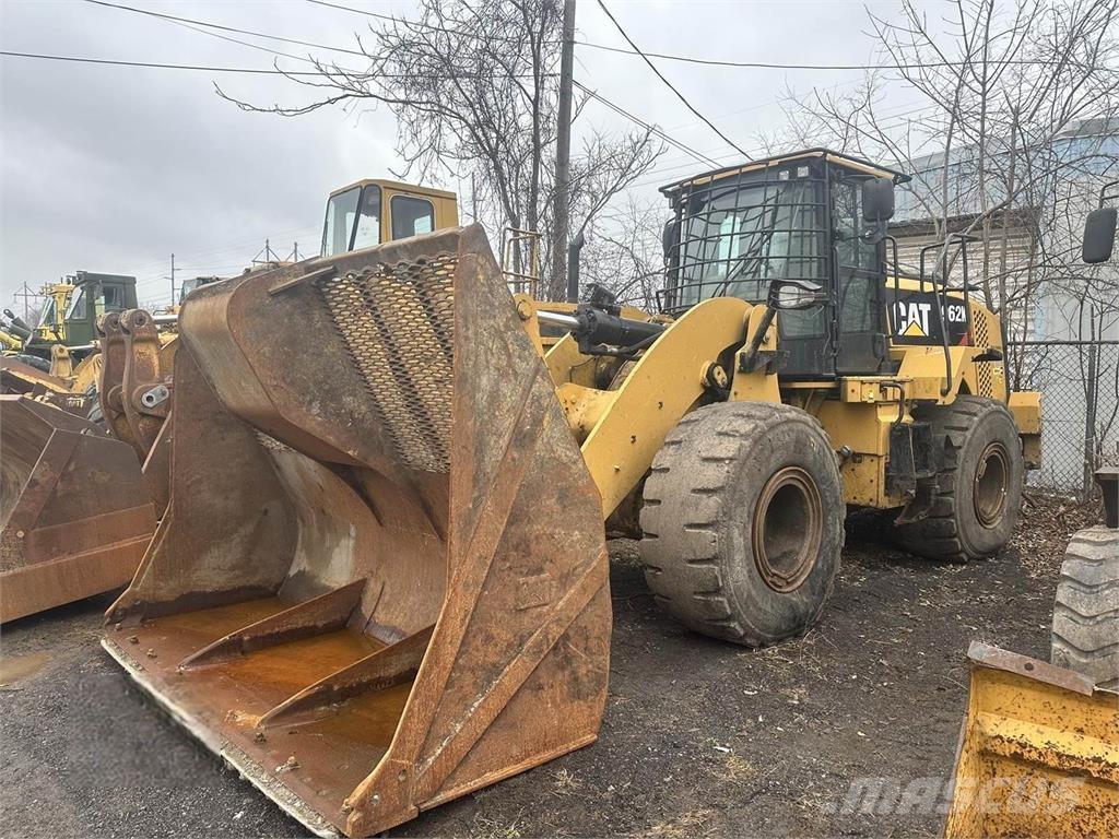 CAT 962K لوادر بعجل
