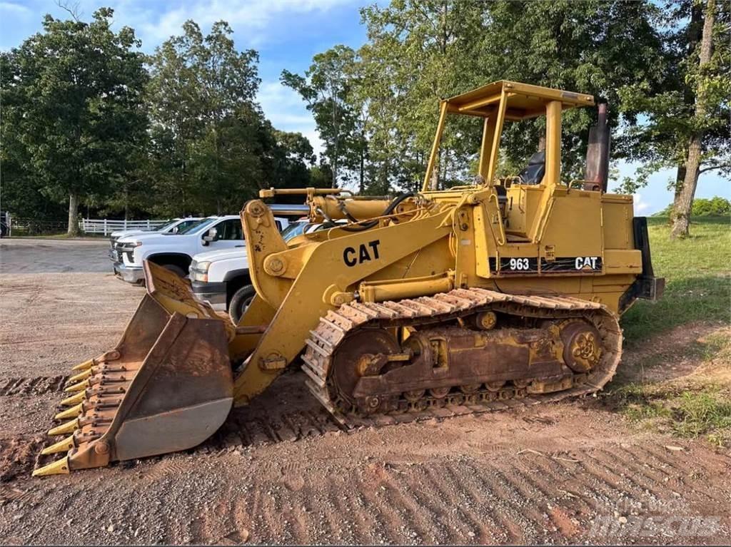 CAT 963 لوادر زحافة