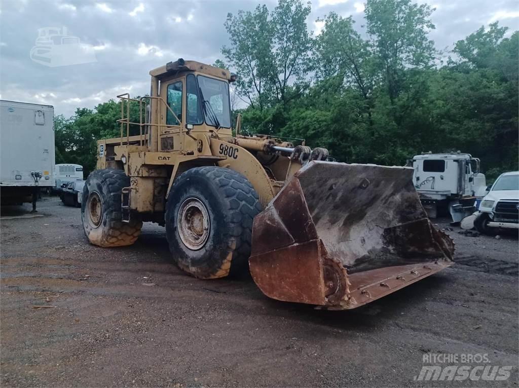 CAT 980C لوادر بعجل