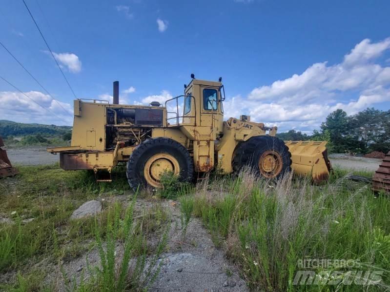 CAT 988B لوادر بعجل