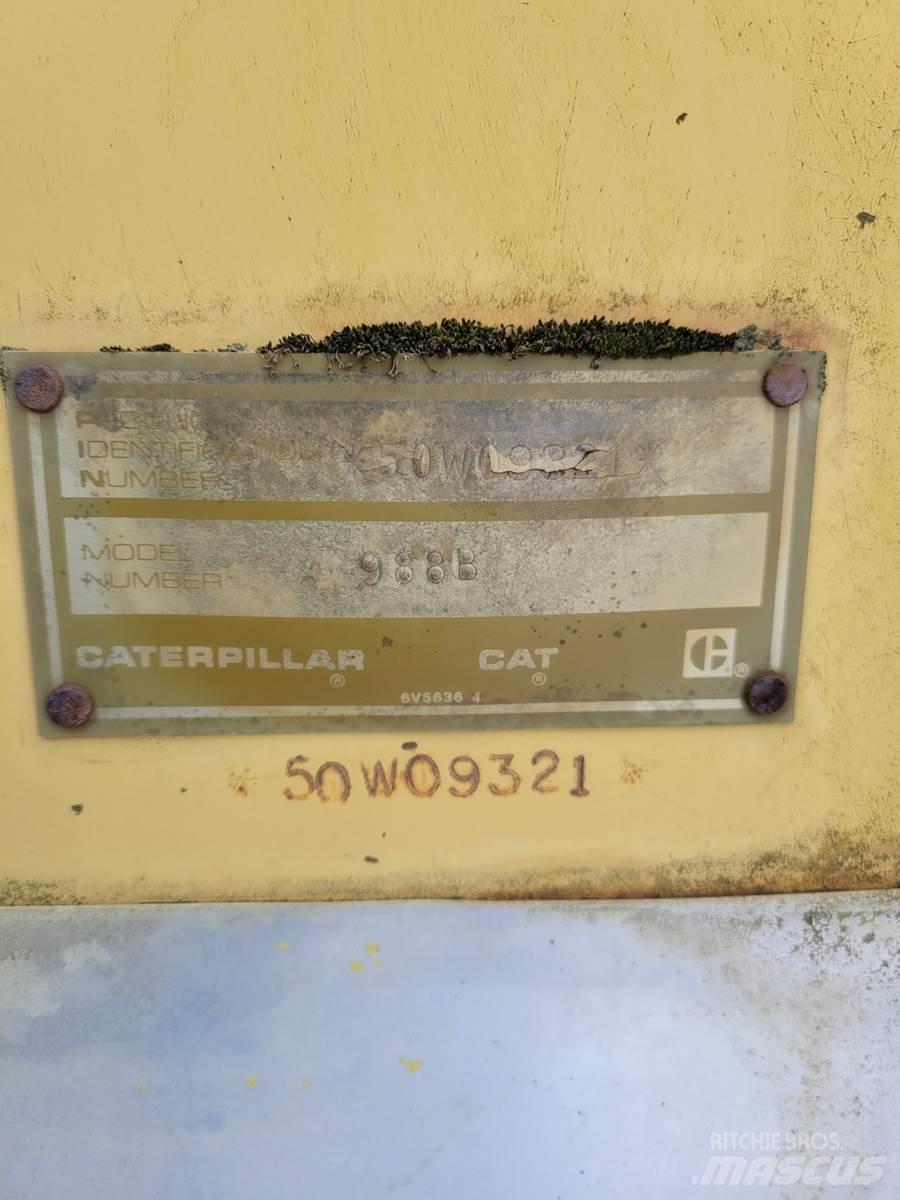 CAT 988B لوادر بعجل