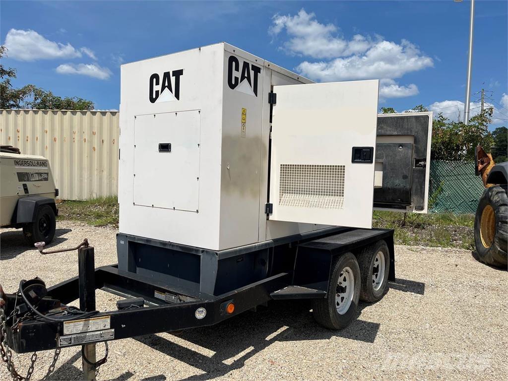 CAT C4.4 مولدات أخرى