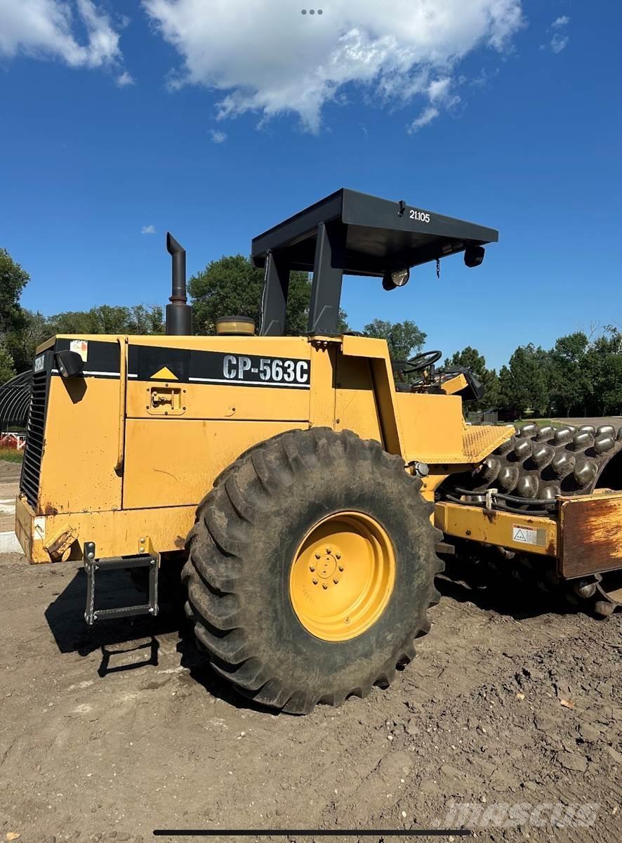 CAT CP563C ضاغطات التربة