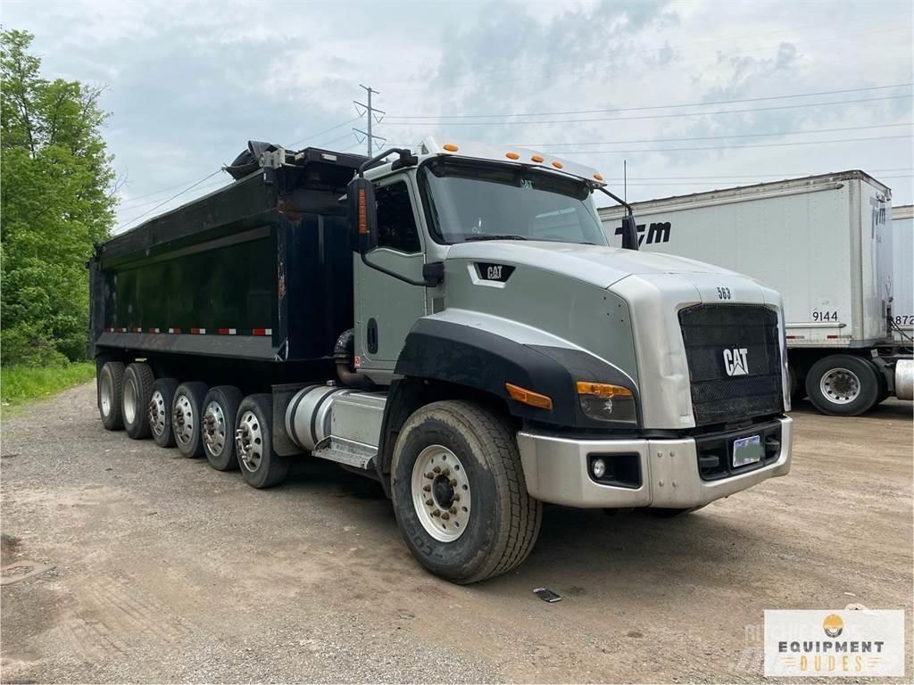 CAT CT660 شاحنات قلابة
