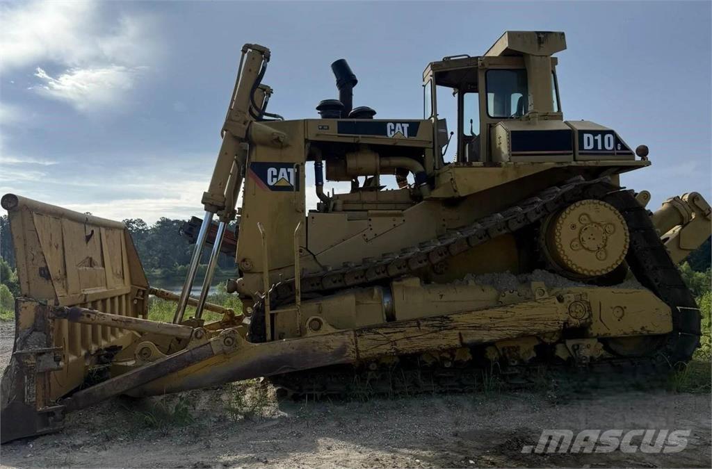 CAT D10 بلدوزرات مجنزرة