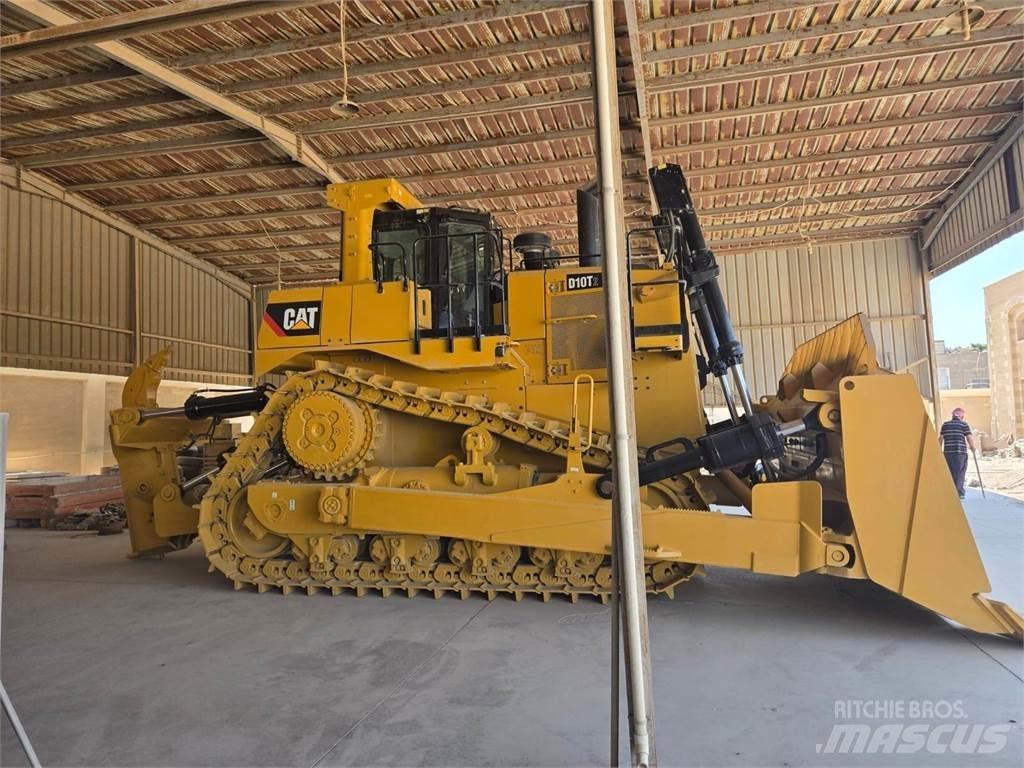 CAT D10T2 بلدوزرات مجنزرة