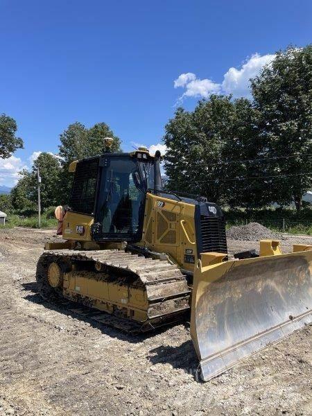CAT D3 LGP بلدوزرات مجنزرة