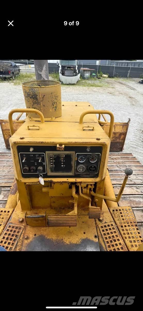 CAT D5H II بلدوزرات مجنزرة