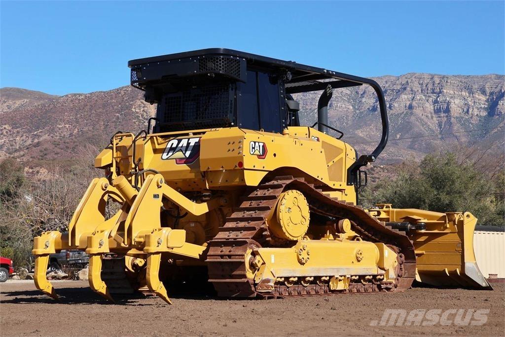 CAT D6 XL بلدوزرات مجنزرة