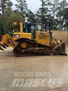 CAT D6T XL بلدوزرات مجنزرة