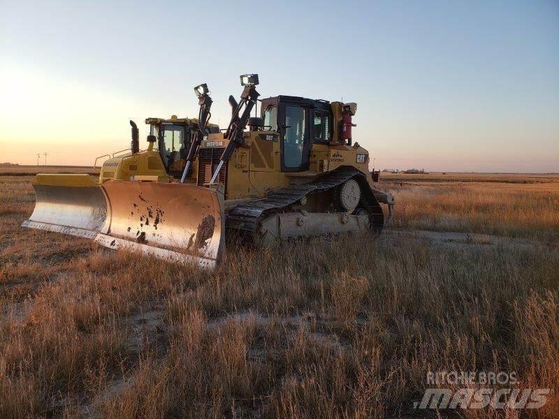 CAT D6T XW بلدوزرات مجنزرة