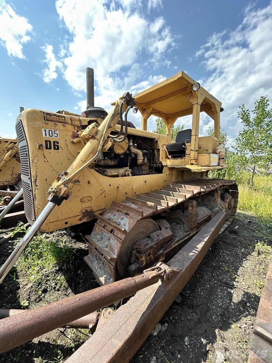 CAT D8K بلدوزرات مجنزرة