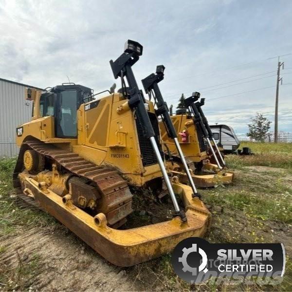 CAT D8T بلدوزرات مجنزرة