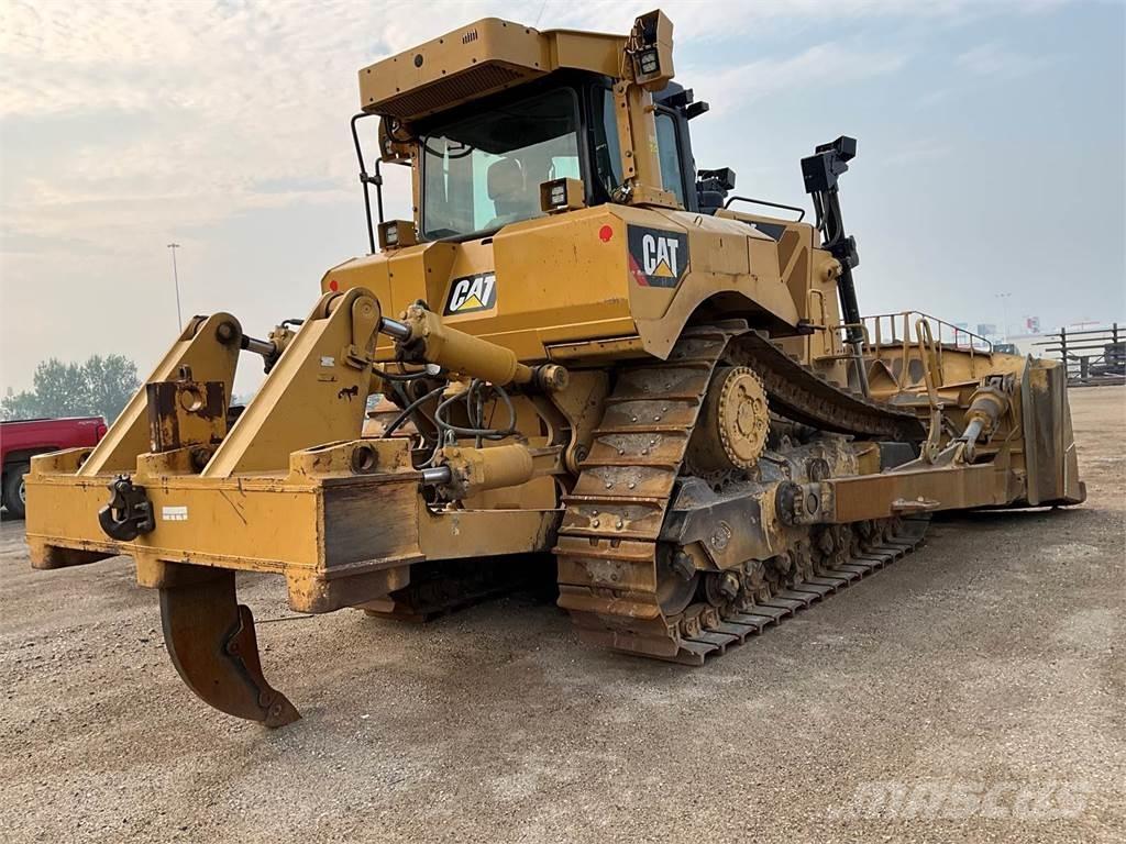 CAT D8T بلدوزرات مجنزرة