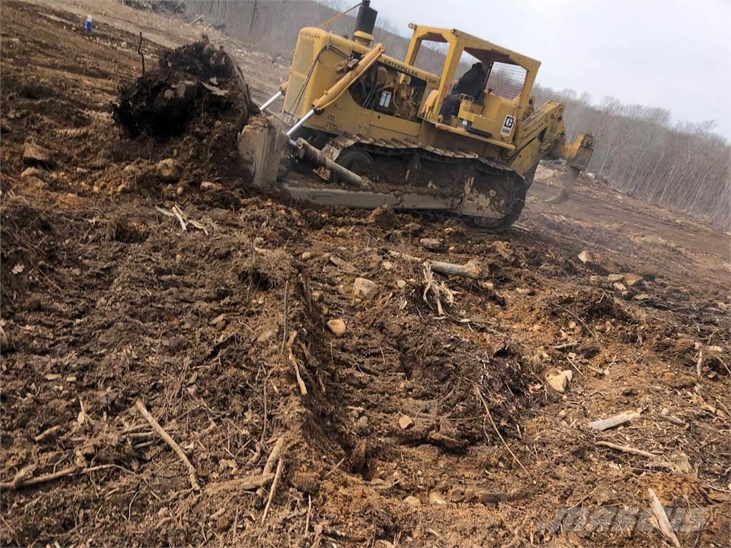 CAT D9G بلدوزرات مجنزرة
