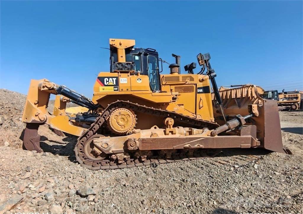 CAT D9R بلدوزرات مجنزرة