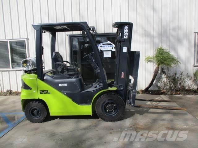 Clark S25L شاحنات ذات رافعات شوكية - أخرى