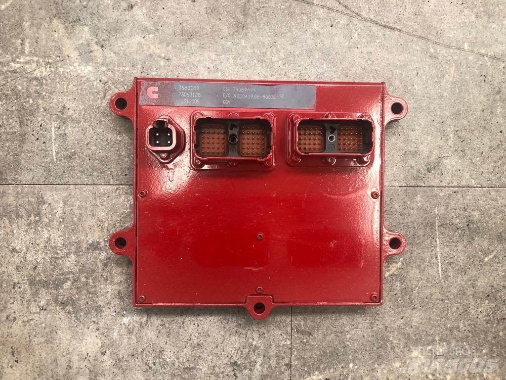 Cummins X15 إلكترونيات