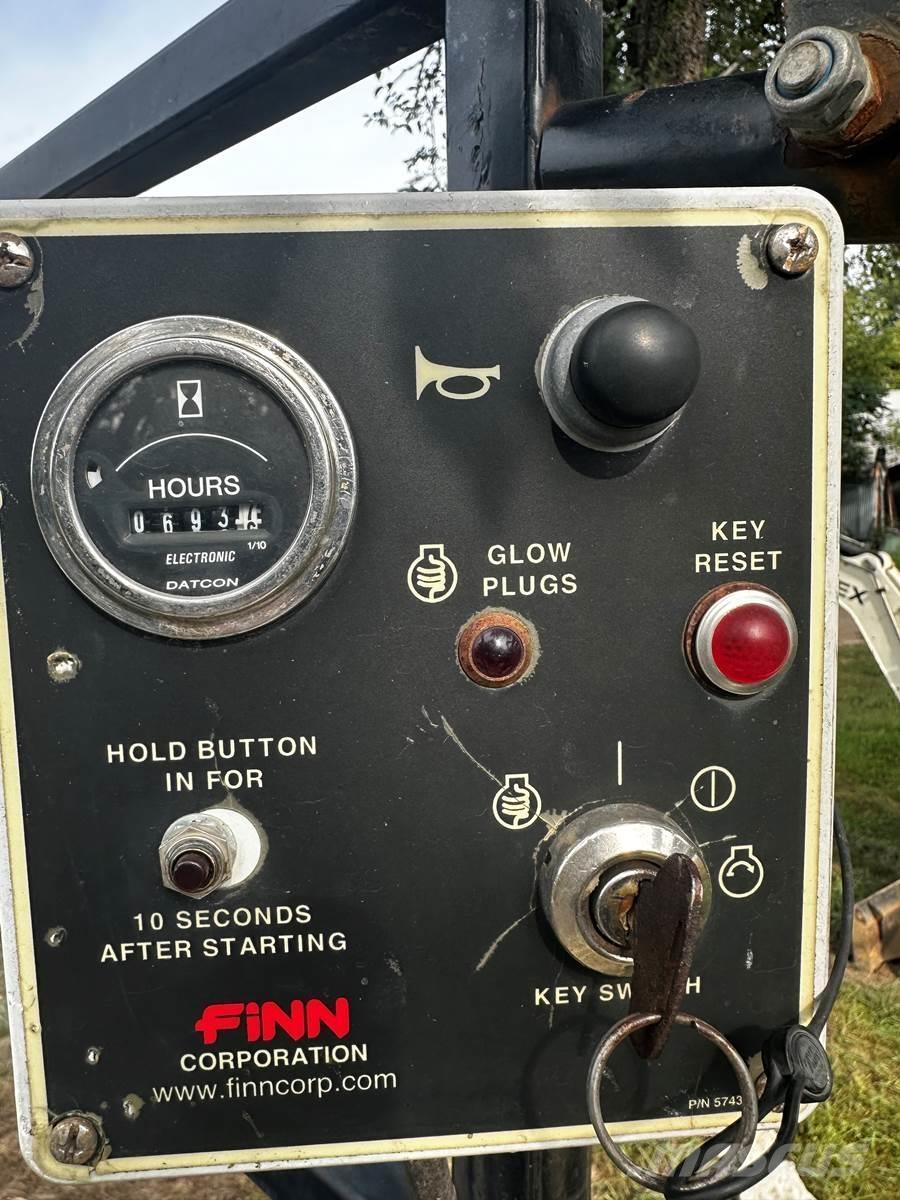 Finn T120 قواديس ومنافيخ ومصاعد