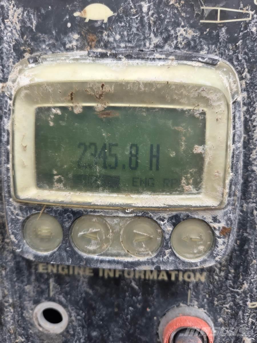 Finn T330 قواديس ومنافيخ ومصاعد