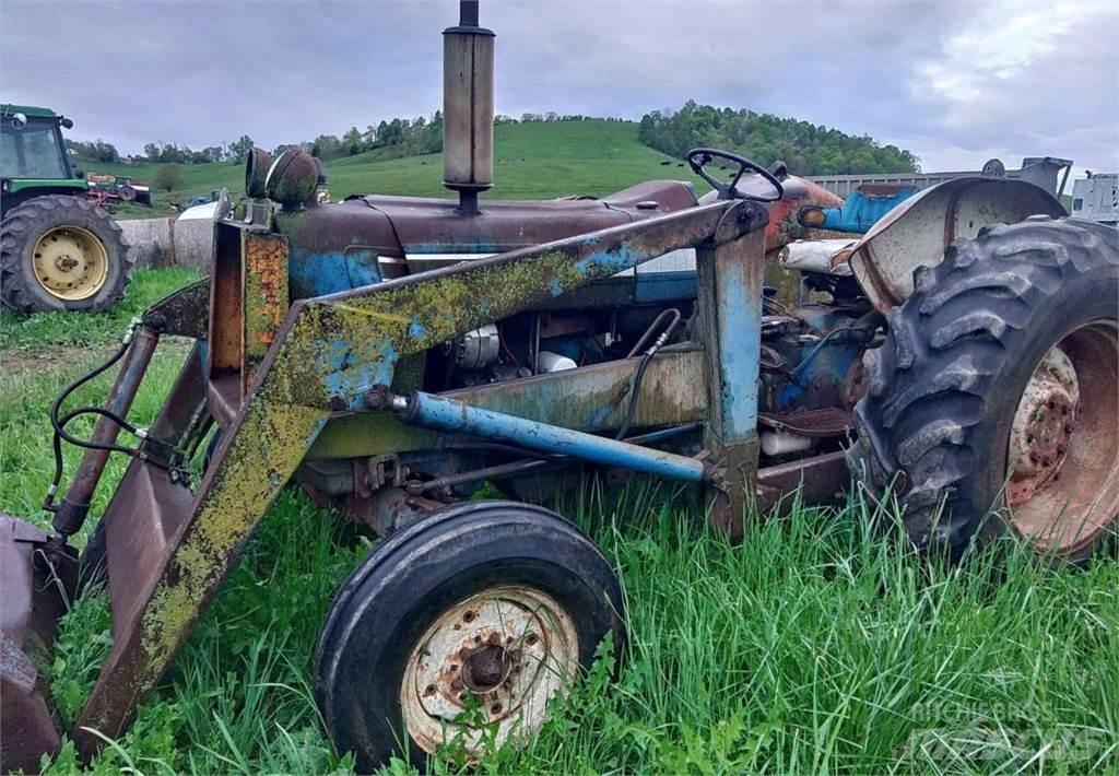 Ford 4600 الجرارات