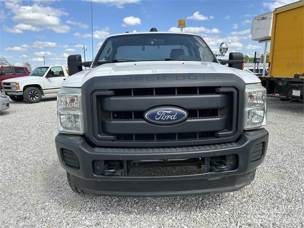 Ford F-350 مركبات الأغراض العامة