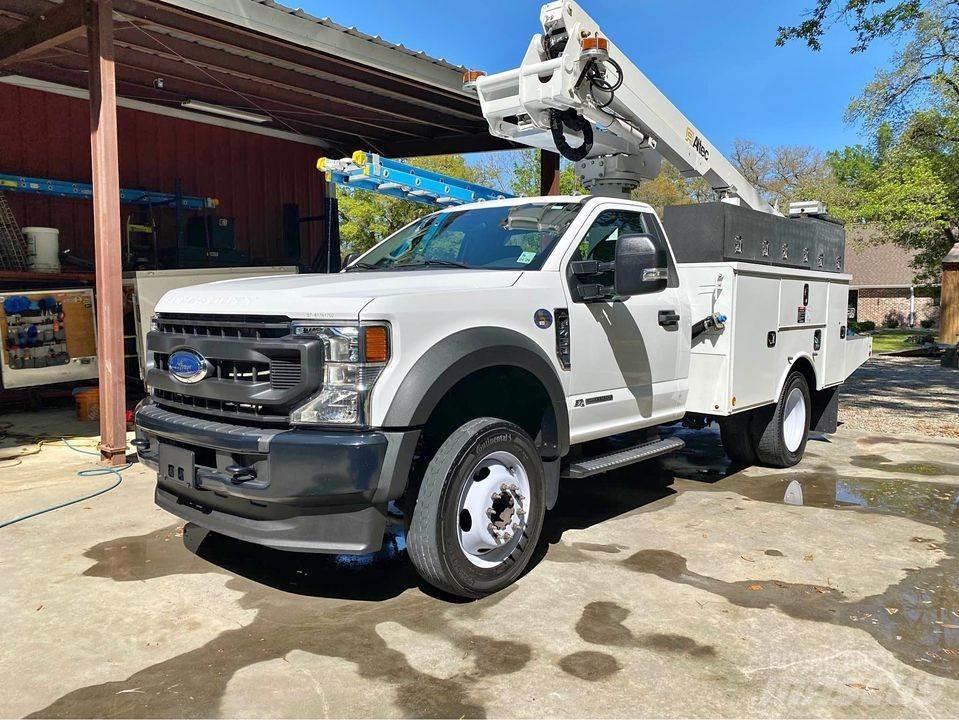 Ford F-450 المنصات الهوائية المثبتة على شاحنة
