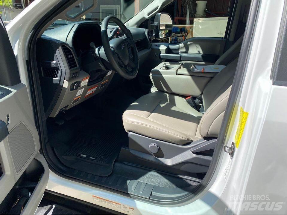 Ford F-450 المنصات الهوائية المثبتة على شاحنة
