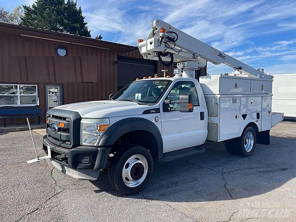 Ford F-450 المنصات الهوائية المثبتة على شاحنة